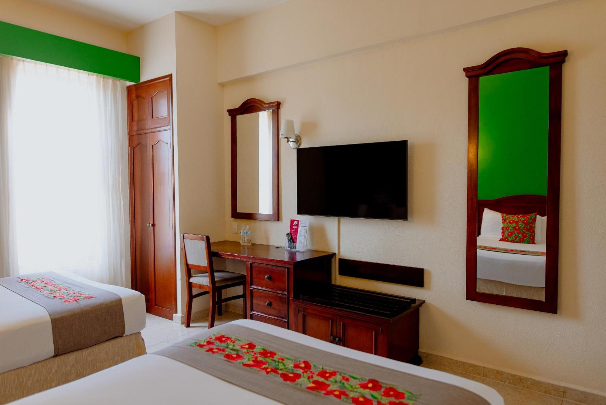 Hotel Plaza แคมเปเช ภายนอก รูปภาพ